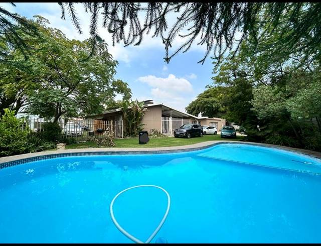 5 BEDROOM HOUSE FOR SALE IN SELCOURT